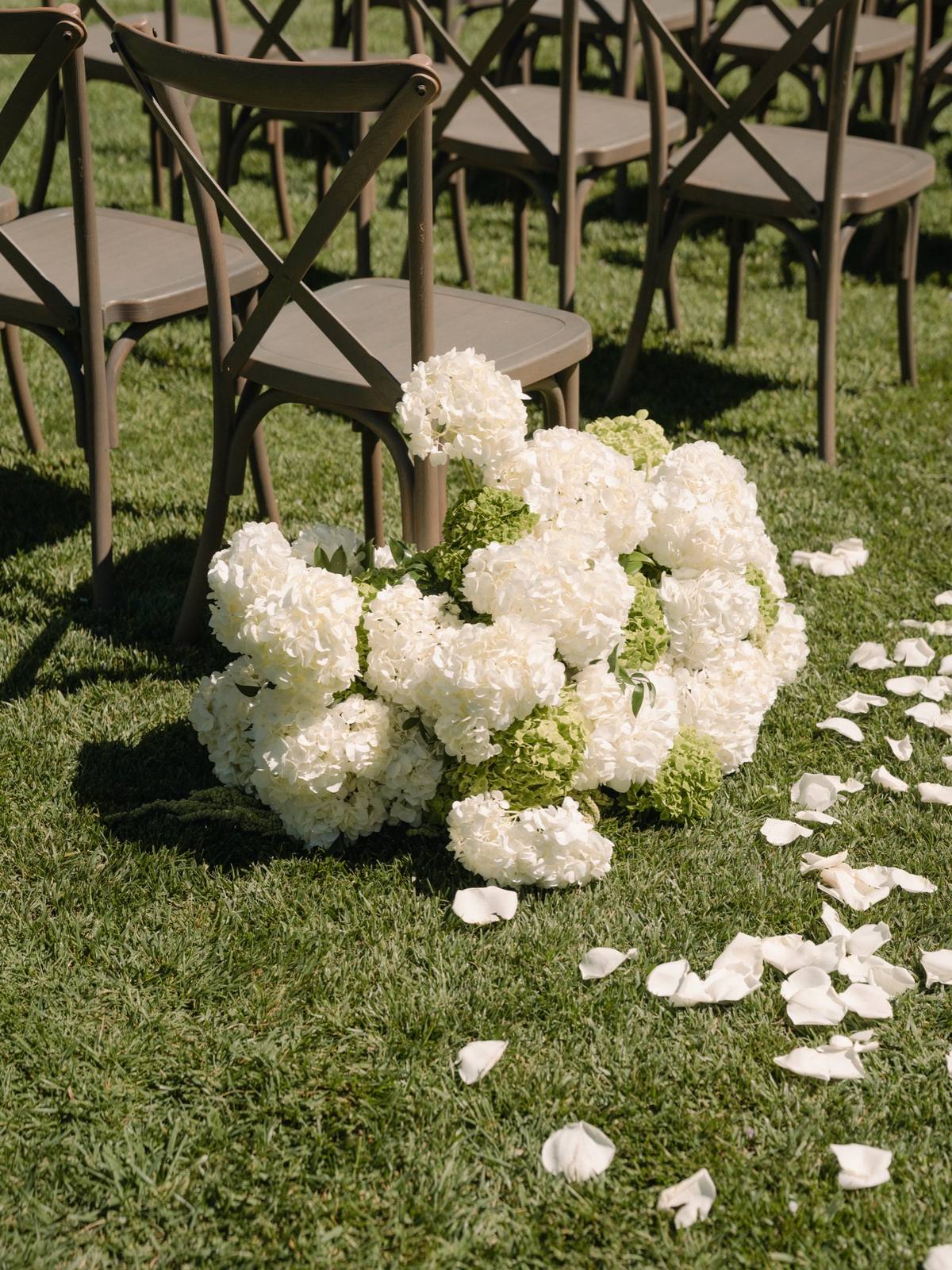 Photograph 20 from the MacArthur Place Hotel wedding story